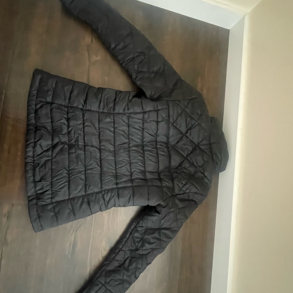 Patagonia Women's Puffer Jacket - Black - Picture 3 of 5